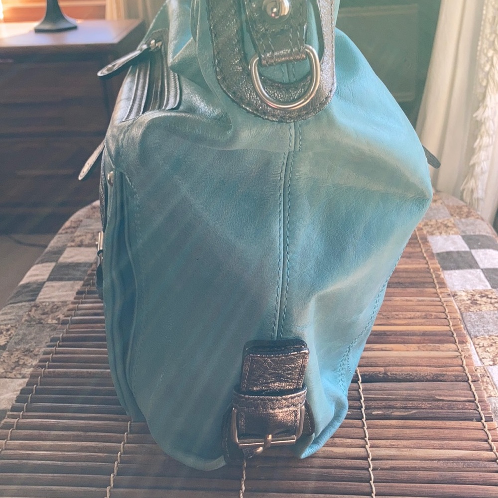 Tano Handbag - Picture 3 of 13